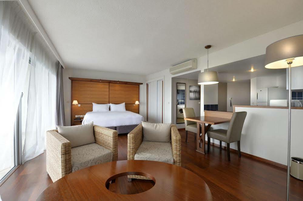ฮิลตัน นูเมีย ลา พรอมเมอนาด เรซิเดนซ์ Hotel ภายนอก รูปภาพ